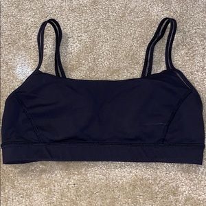 Lululemon sports bra size small